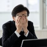 疲れたビジネスマン